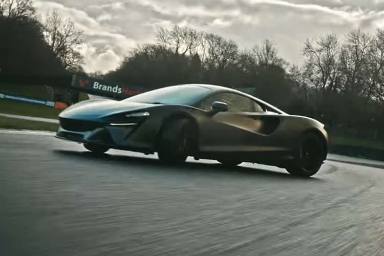 WATCH: Daniel Ricciardo drifts the McLaren Artura