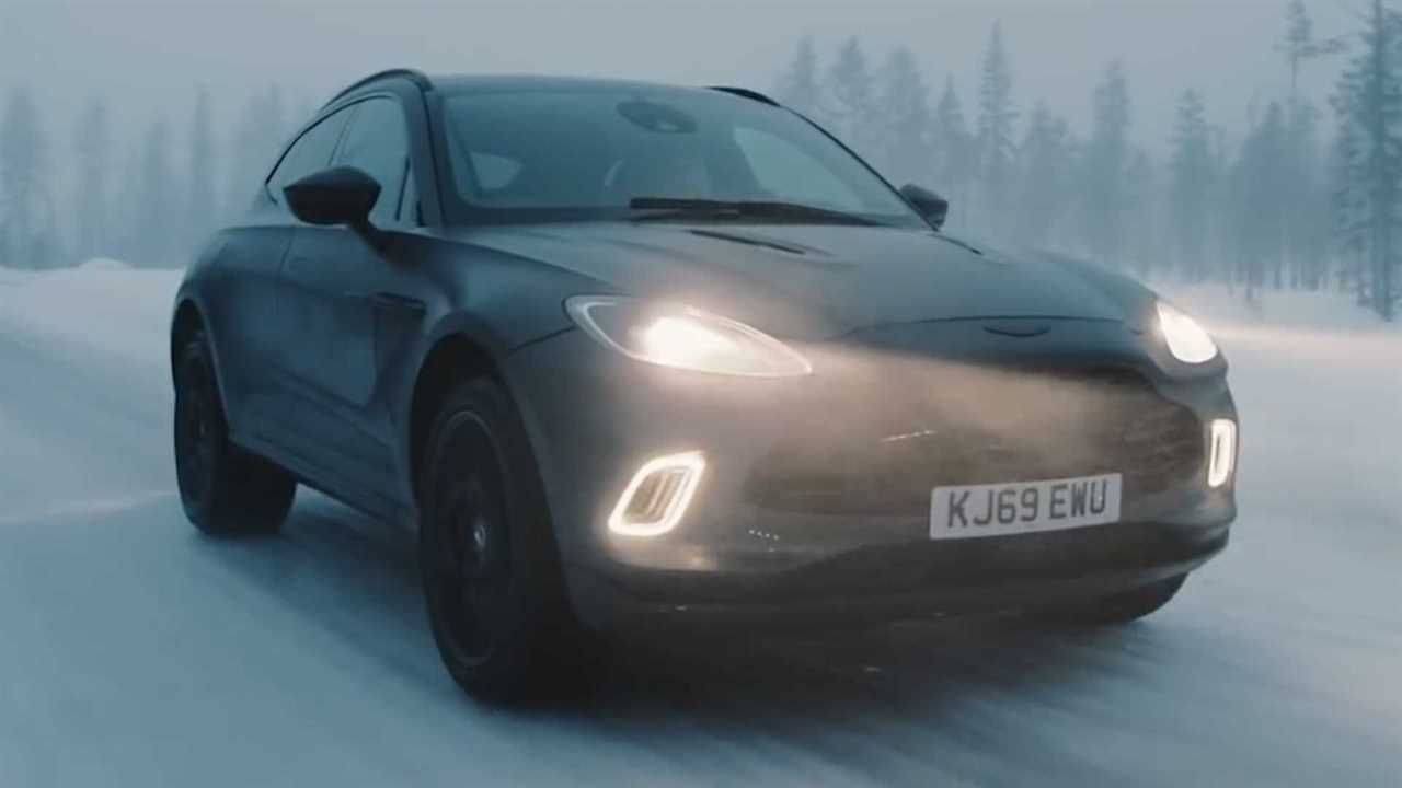 Sebastian Vettel swaps Aston Martin F1 car for DBX SUV