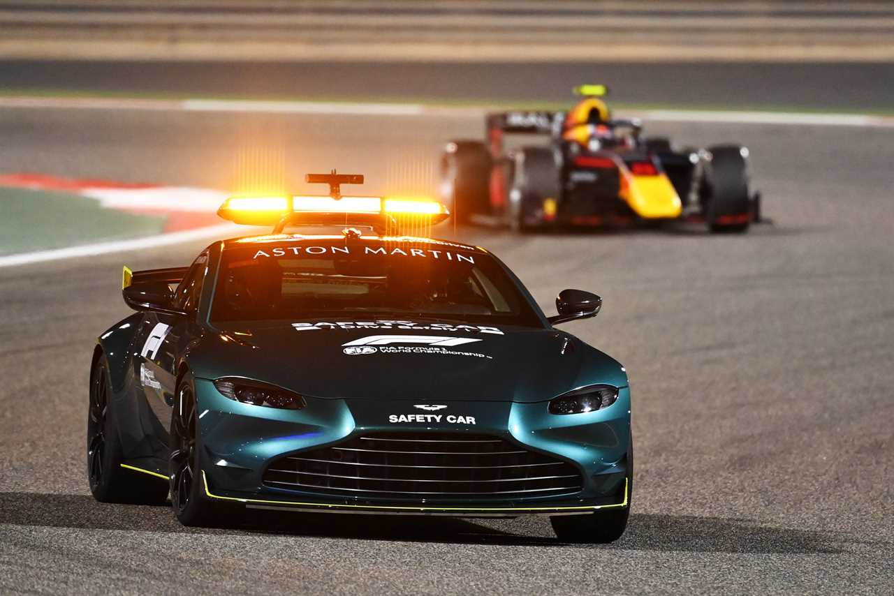 Aston Martin and Mercedes share their duties for the first time