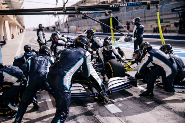 Williams Racing joins the Captain Tom Moore 100 Challenge