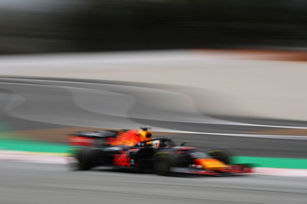 Aston Martin Red Bull Racing F1 finish Barcelona test with Max and Alex