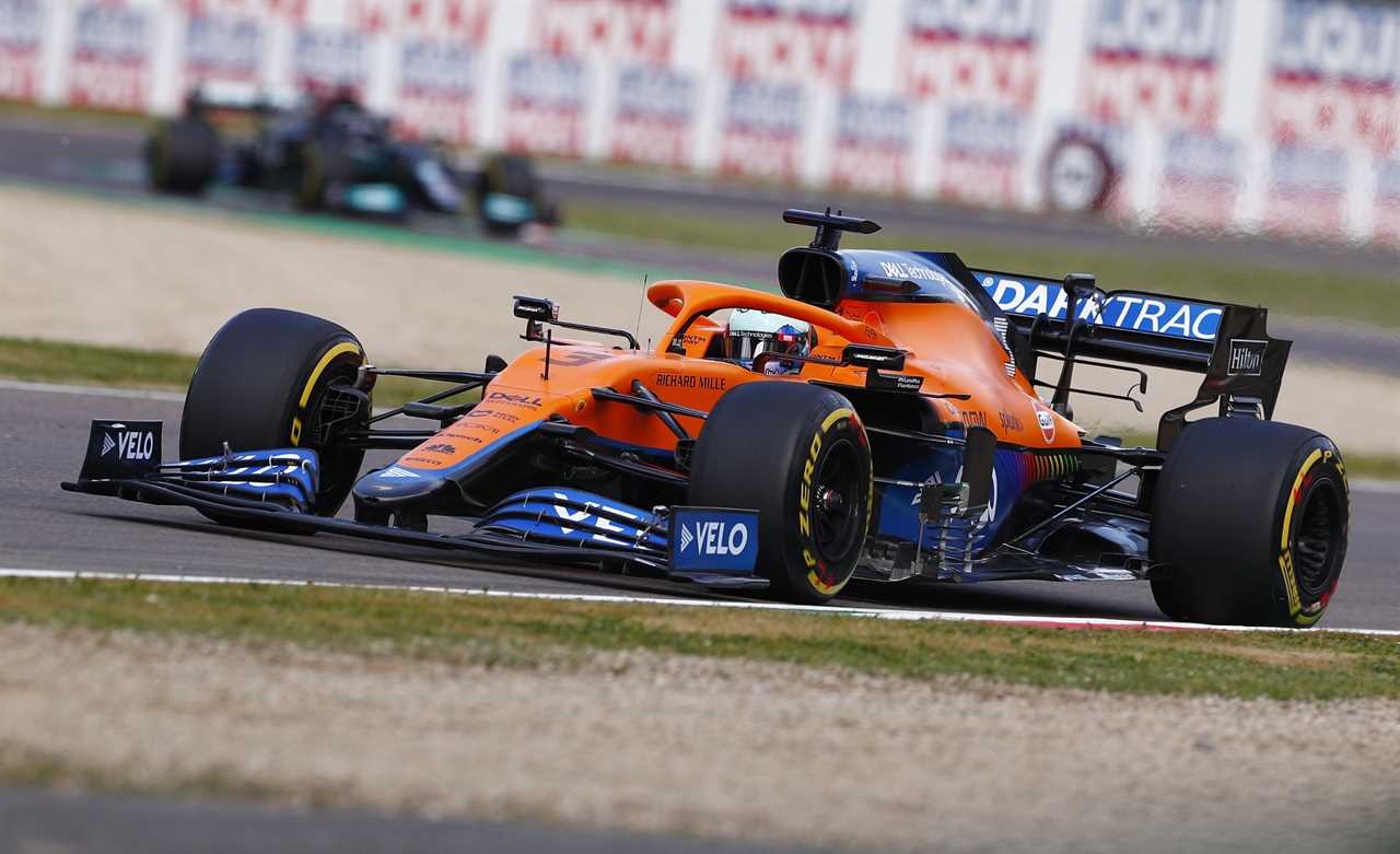 Daniel Ricciardo drives in Imola