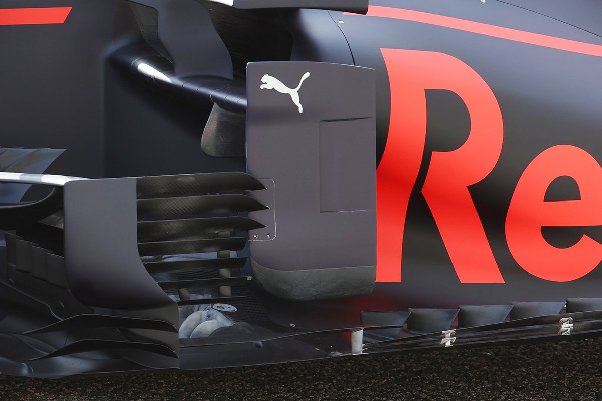 Red Bull Racing RB16B bargeboard detail