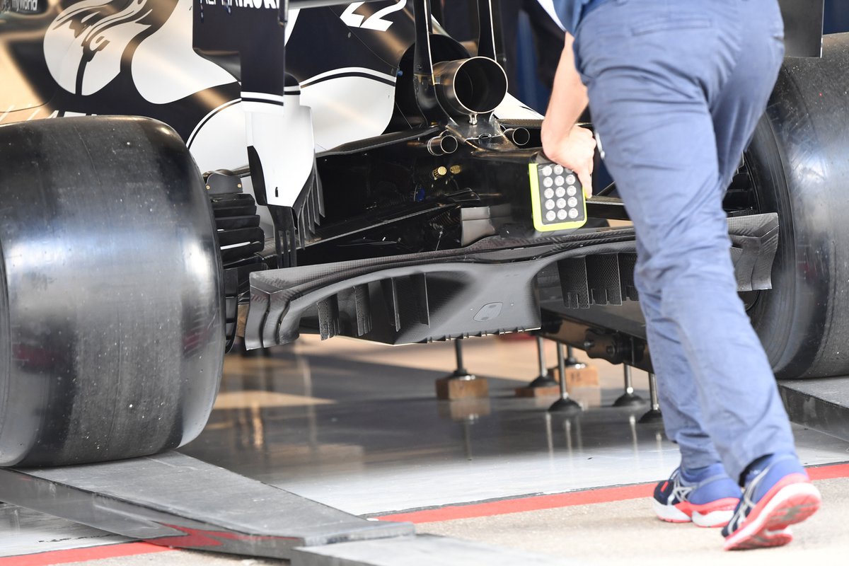 AlphaTauri AT02 rear detail