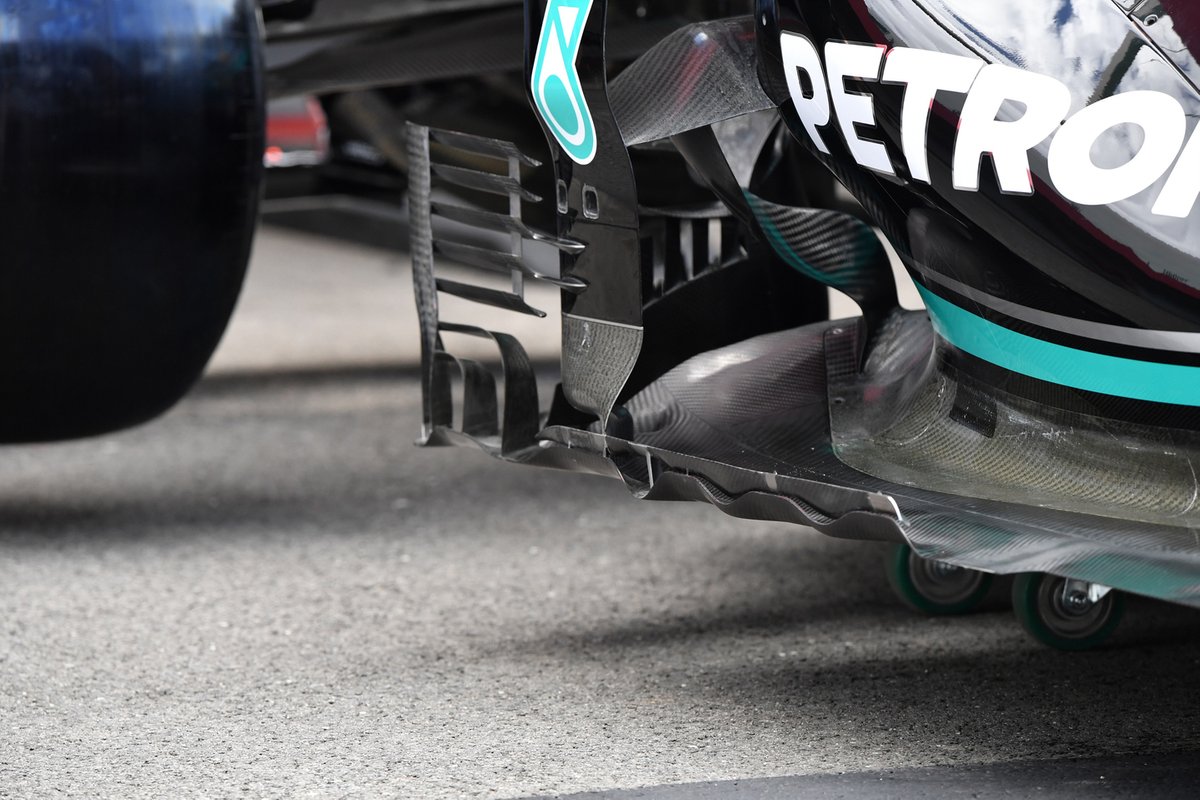Mercedes W12 bargeboard detail