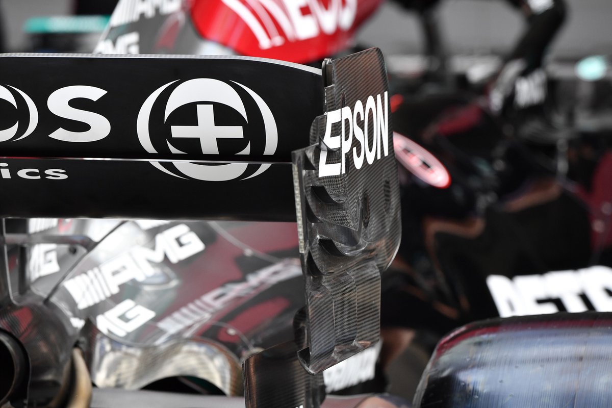 Mercedes W12 rear end plate detail