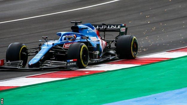 Fernando Alonso on course