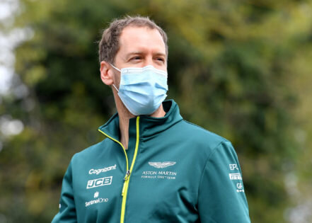 Vettel reveals what he told Sainz after Ferrari announced him