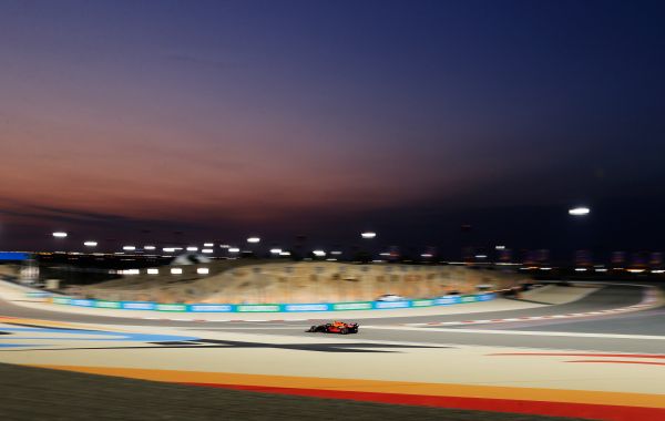 Aston Martin Red Bull Racing F1 Sakhir Grand-Prix Tricky practices