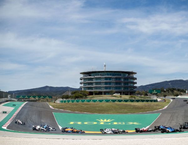 McLaren F1 Portugal Grand Prix race – Great recovery drive