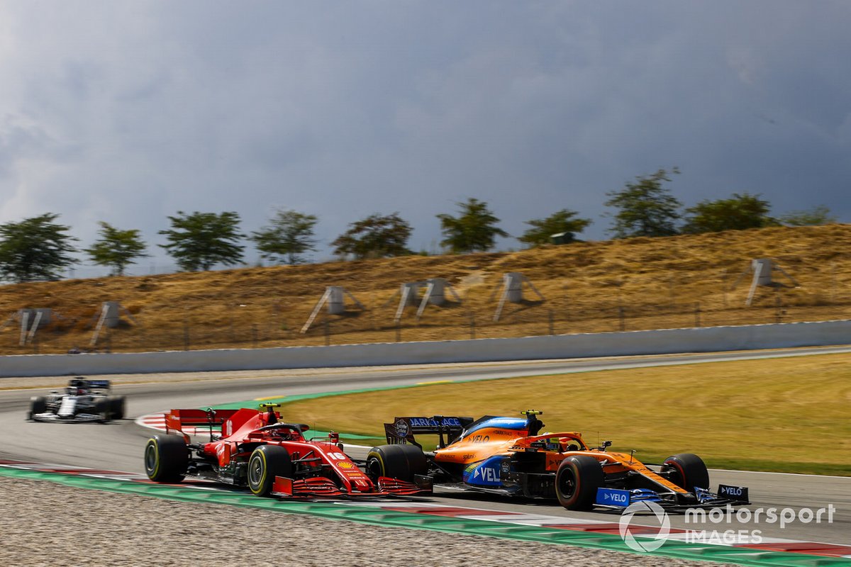 Lando Norris, McLaren MCL35, Charles Leclerc, Ferrari SF1000