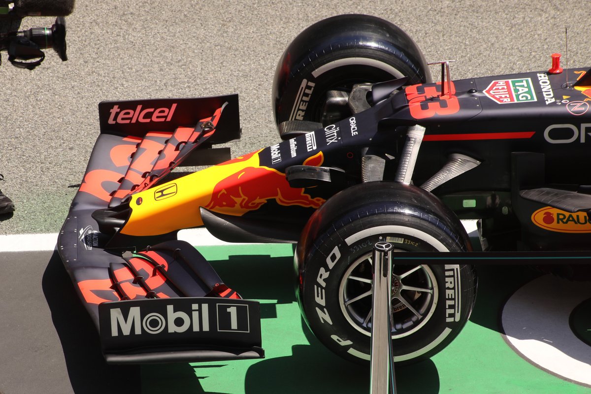 Red Bull Racing RB16B front detail