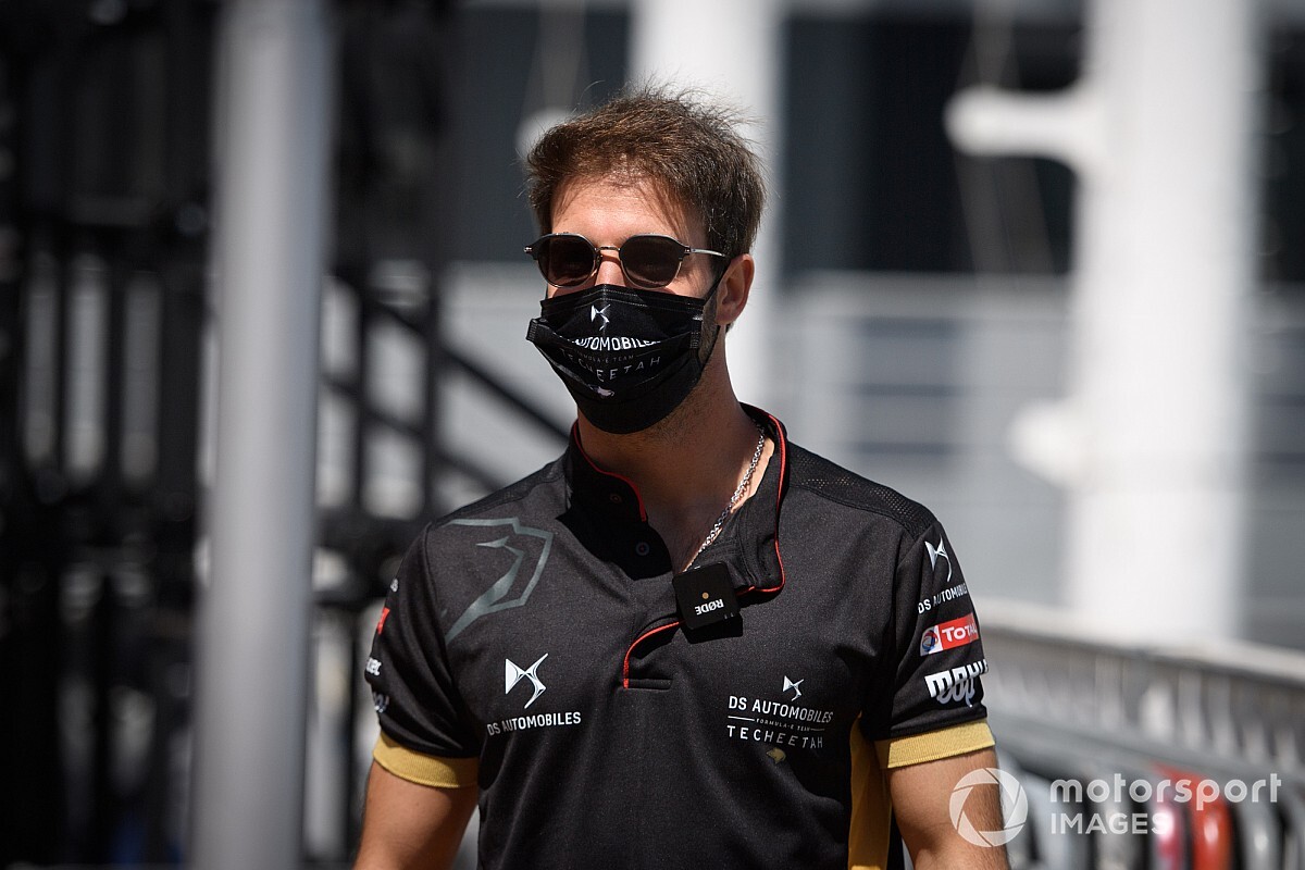 Formula E champion da Costa replaces Mauricio due to COVID-19