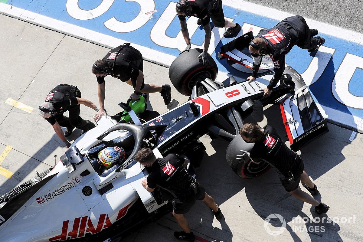 Haas considering "close to 10" drivers for 2021 seats