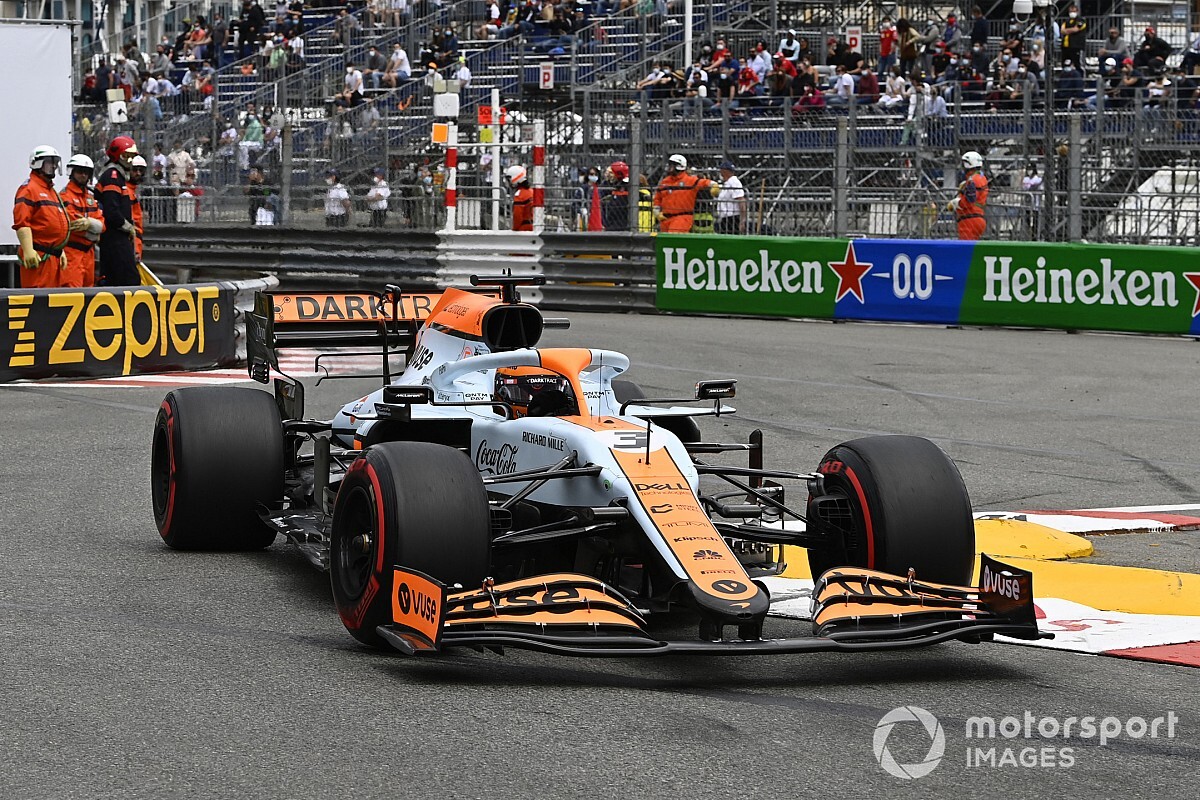 McLaren F1 team will help Ricciardo "recalibrate" - Seidl