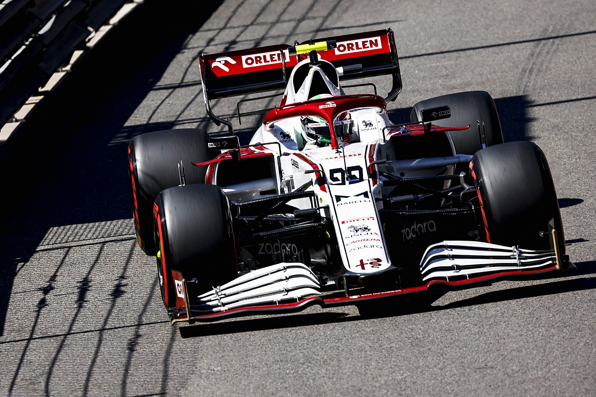 Alfa Romeo blasts FIA’s flexi-wing clampdown ‘a joke’