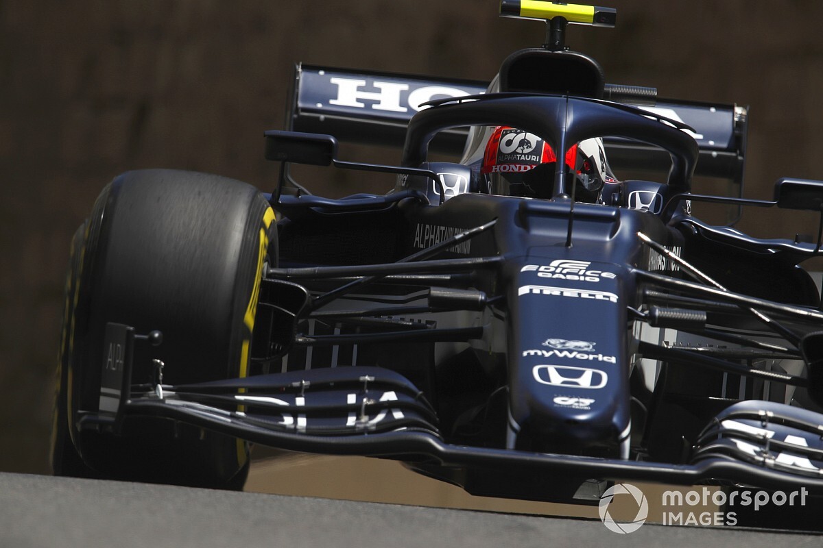 Azerbaijan GP: Gasly tops FP3 as Verstappen crashes
