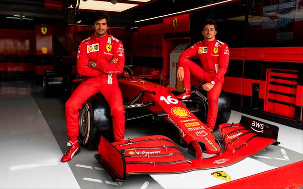 Ferrari cooperates with AWS, the new functions of Android, Spotify takes over Podz