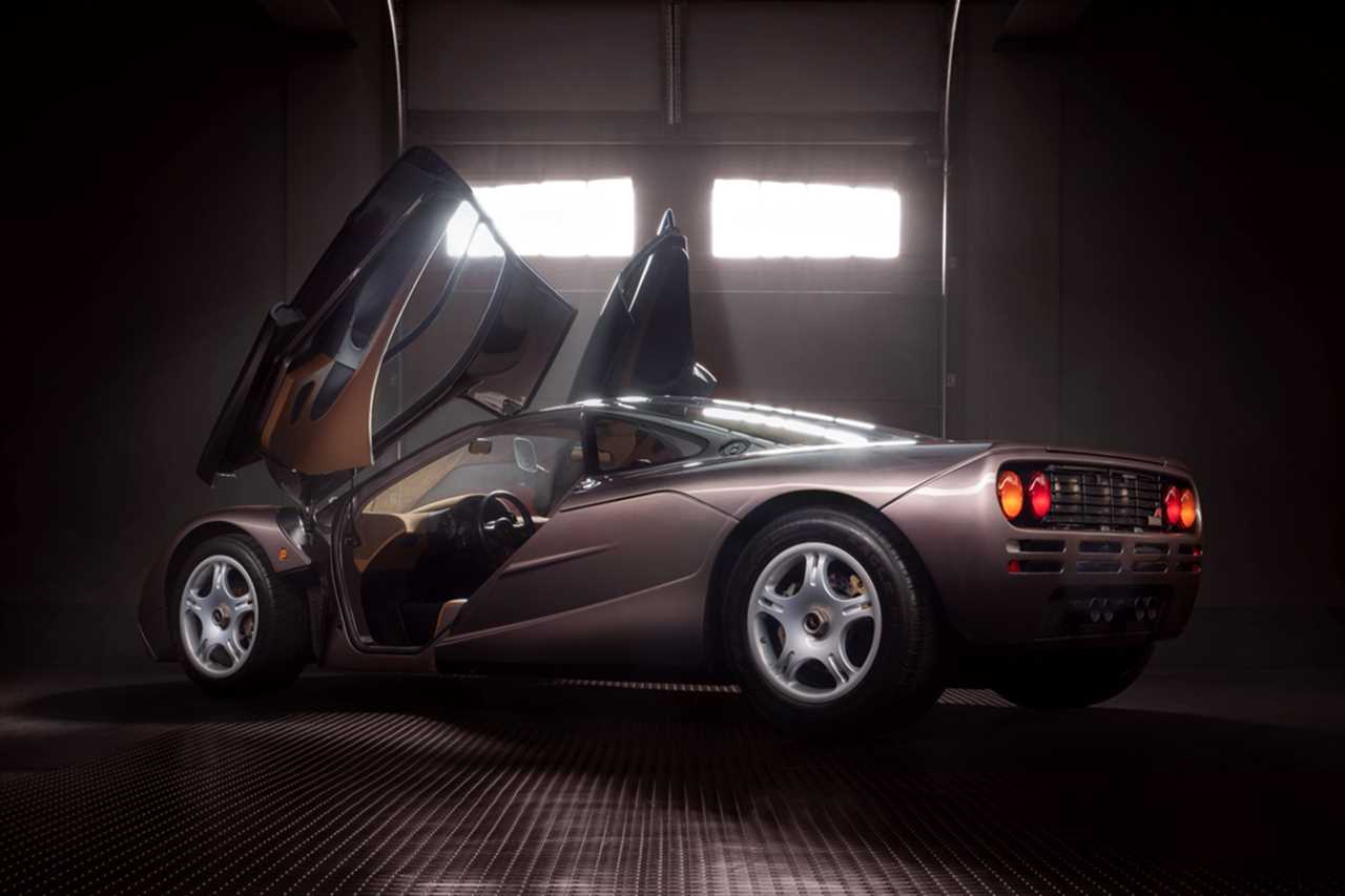 A 26-year-old McLaren F1 coupe will be up for sale at auction in Pebble Beach in two months.  Experts estimate it to be $ 15 million or more.