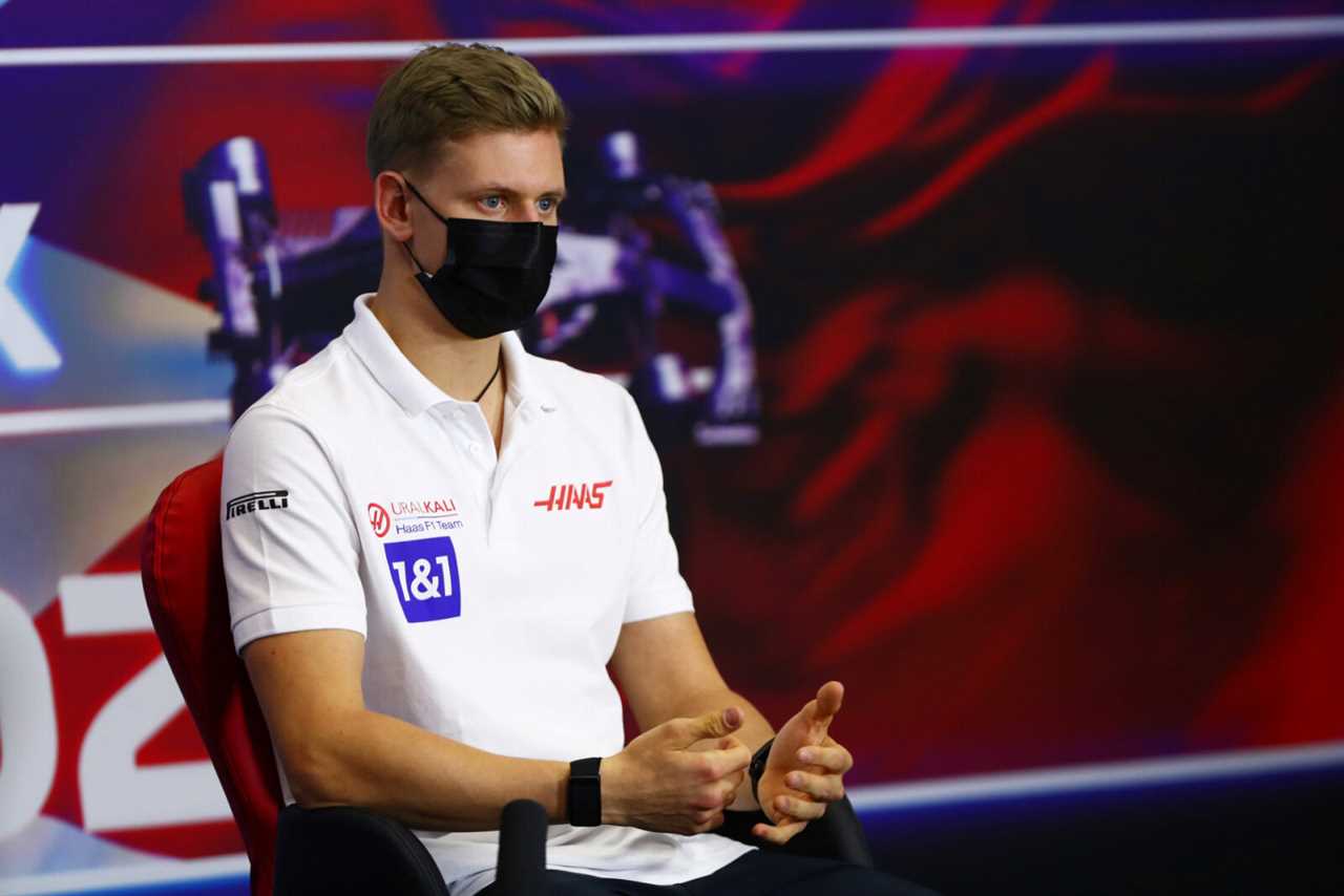 Mick Schumacher admits a "strange" F1 habit