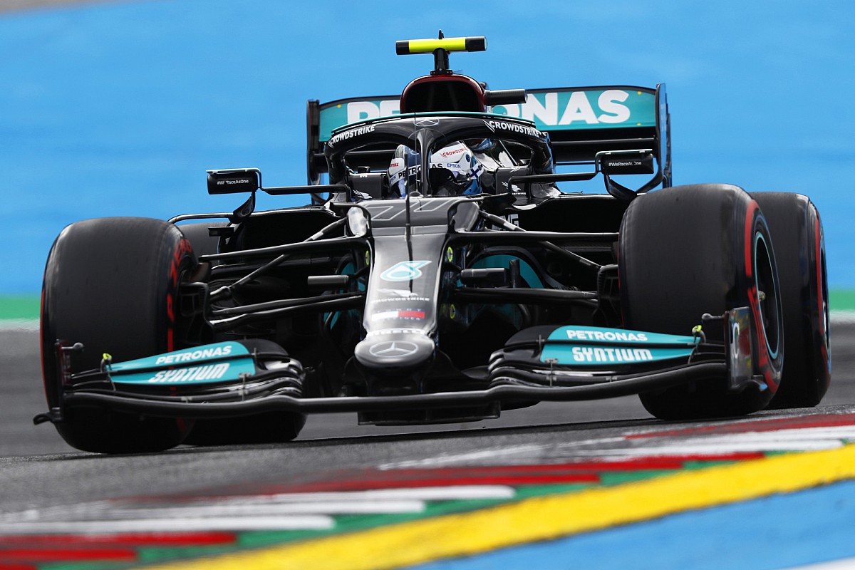 Mercedes summoned to stewards over Bottas FP2 pitlane spin