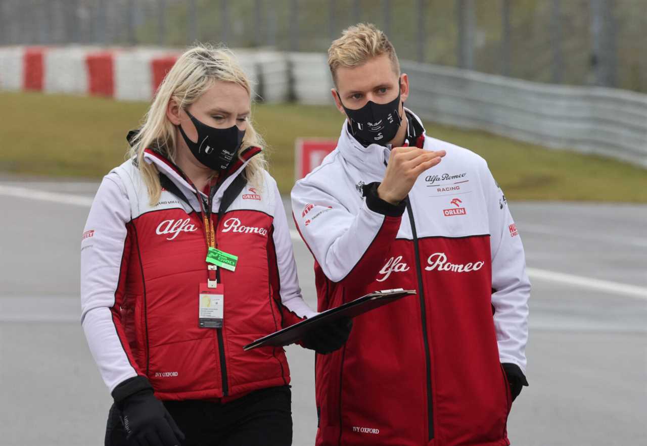 Giovinazzi’s manager explains why Ferrari won’t choose Mick Schumacher for Alfa Romeo in 2022