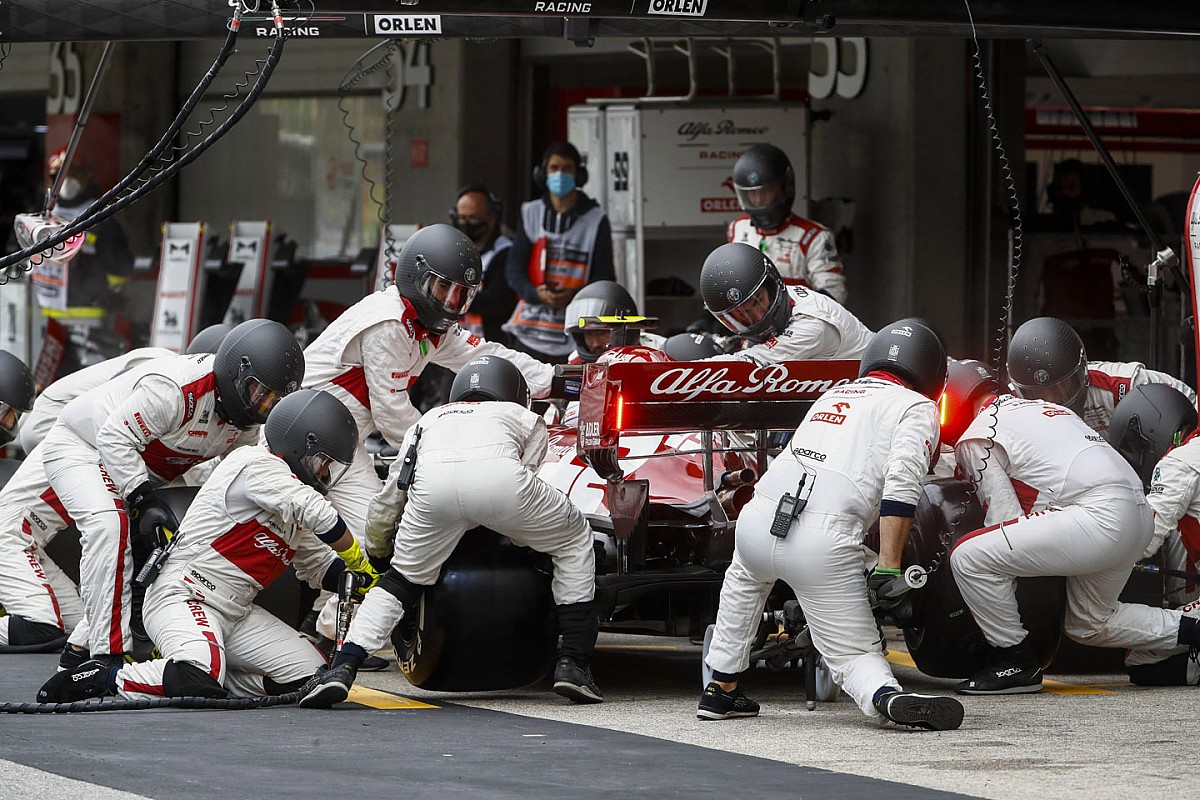 Governing F1 via technical directives