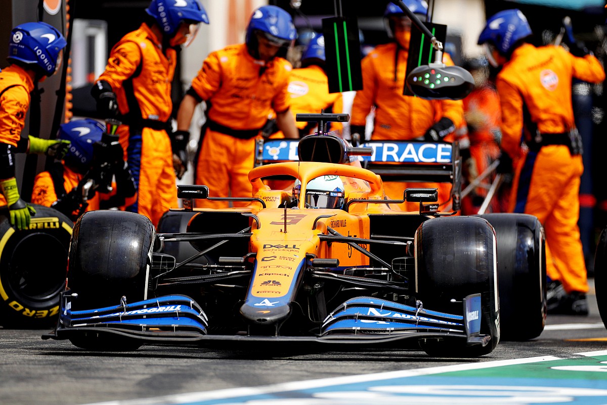 McLaren: "FIA has done the right thing" in F1 pitstop clampdown
