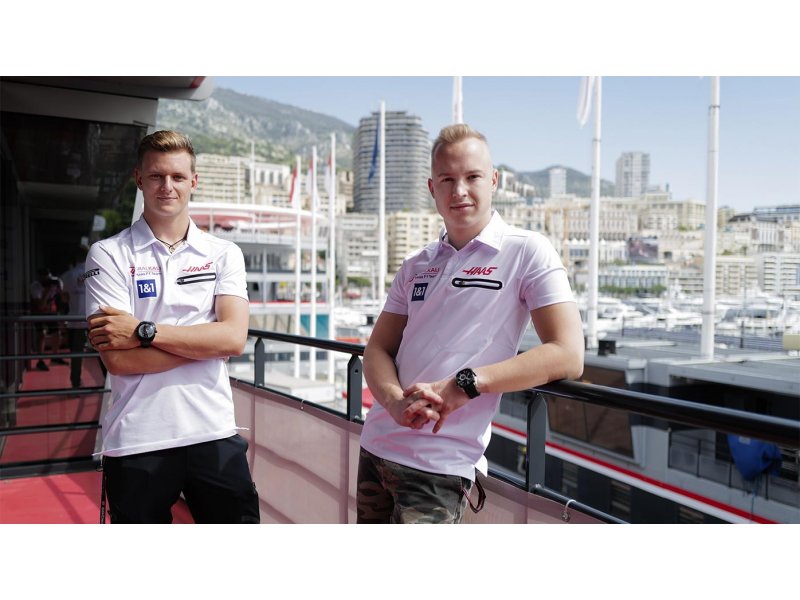 Cyrus - Uralkali Haas F1 Team Official Timekeeper - Trends and Style