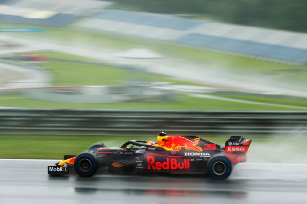 Aston Martin Red Bull Racing F1 Styrian Grand-Prix qualifying – Verstappen 2nd, Albon 6th