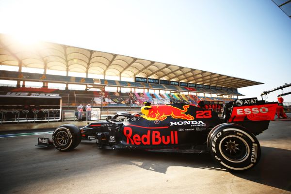 Aston Martin Red Bull Racing F1 Turkish Grand-Prix practices – Verstappen on top