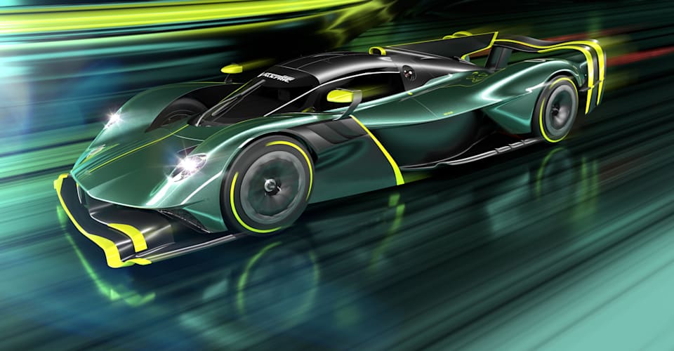 2022 Aston Martin Valkyrie AMR Pro unveiled: special debuts for the production line prior to the delivery of the first road vehicles