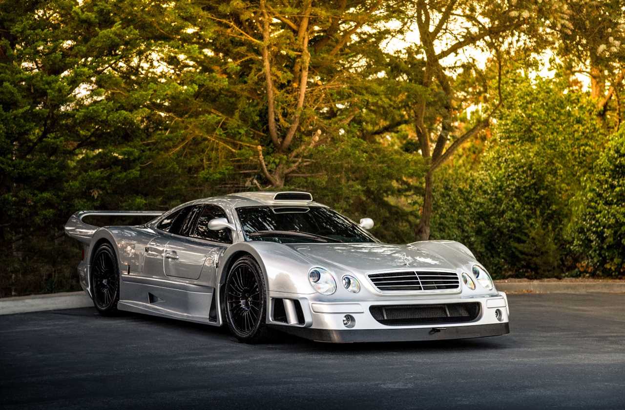 Mercedes-Benz CLK GTR: The McLaren F1 GTR Slayer became a street legal super sports car