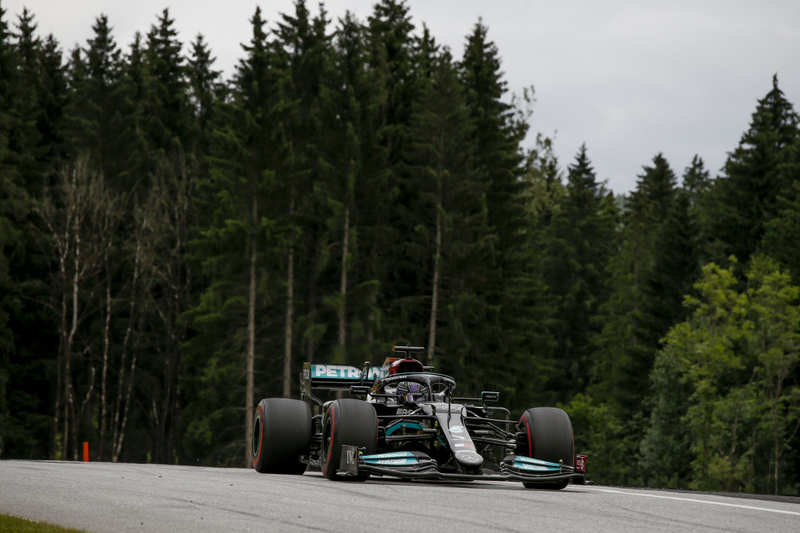 Hamilton in top position in Styria after leading the last practice session at the Red Bull Ring