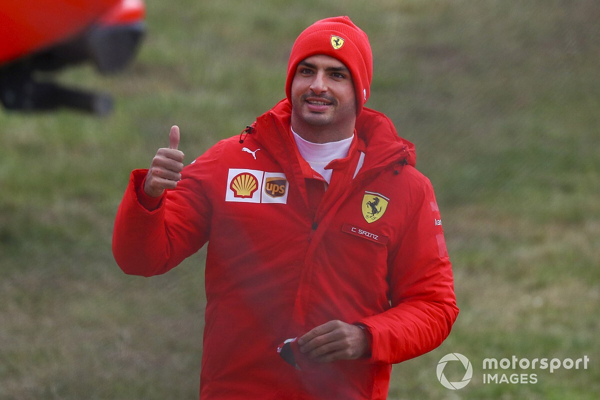 Sainz hails &lsquo;unforgettable&rsquo; maiden Ferrari F1 test run