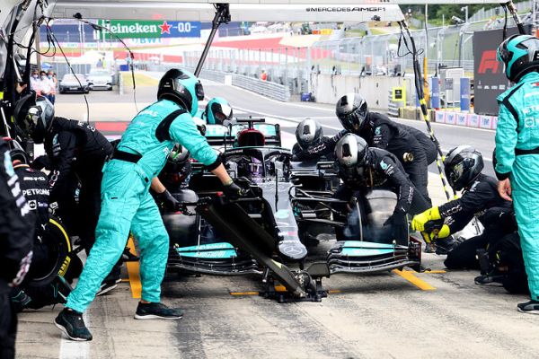 P2 and P4 for the Mercedes-AMG Petronas F1 Team at the 2021 Austrian Grand Prix