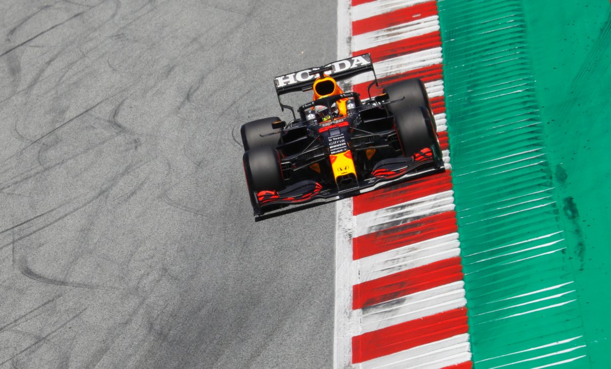Austrian GP FP3 report: Hamilton follows Verstappen hours after sealing the Mercedes F1 extension as qualifying winks
