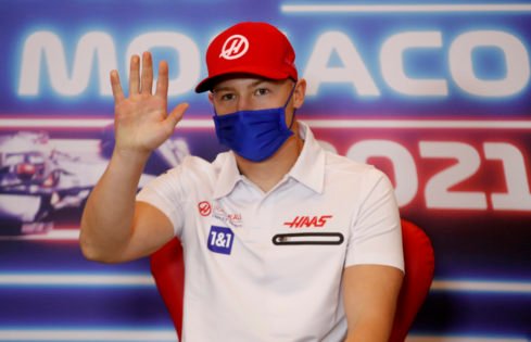 Nikita Mazepin criticizes Haas for making him a “sitting duck” for Mick Schumacher with a “heavy” F1 car