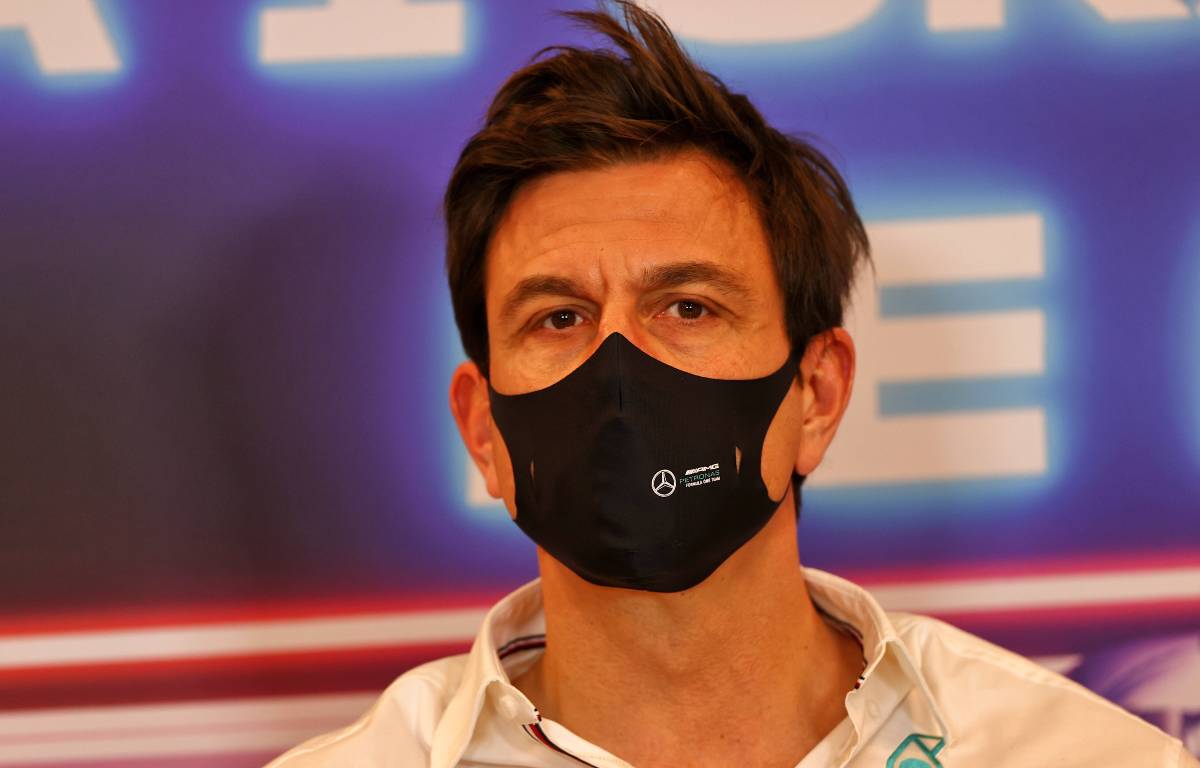 Toto Wolff expects new engines to be postponed to 2026