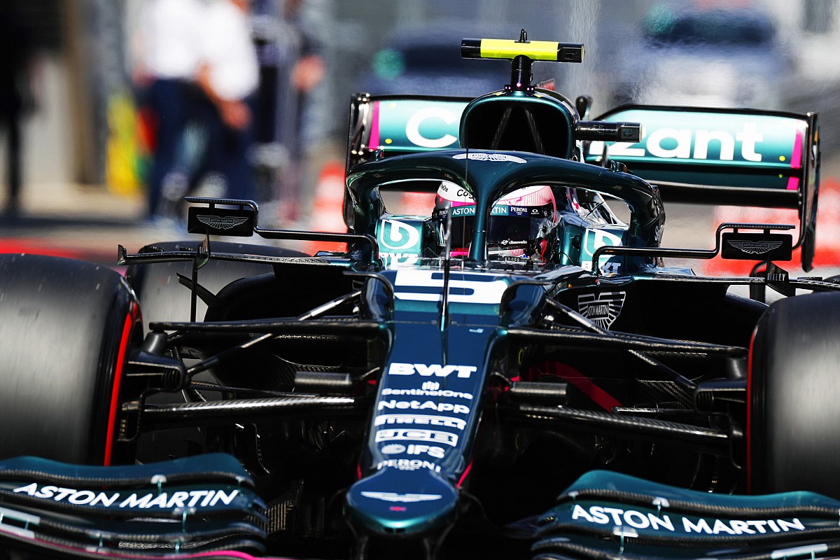 Vettel given three-place grid penalty for Austrian GP