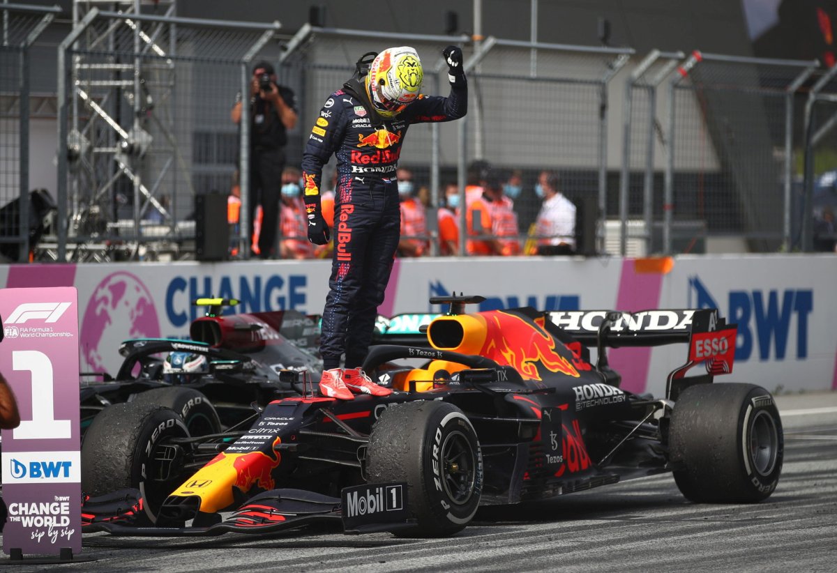 WATCH: Red Bull pays a glorious honor to Italy's Euro 2020 victory while the Ferrari F1 crew is there