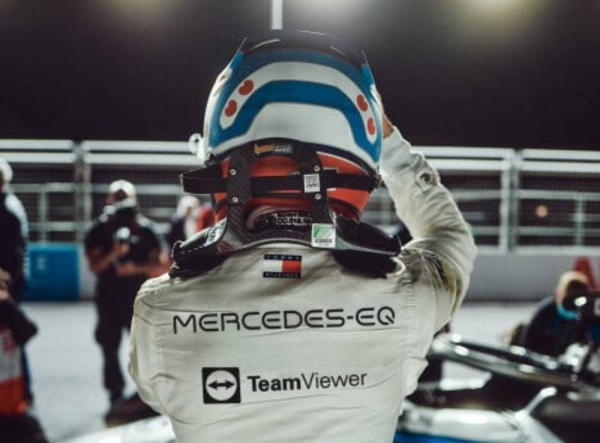 The Mercedes F1 and Formula E teams sign TeamViewer partnership