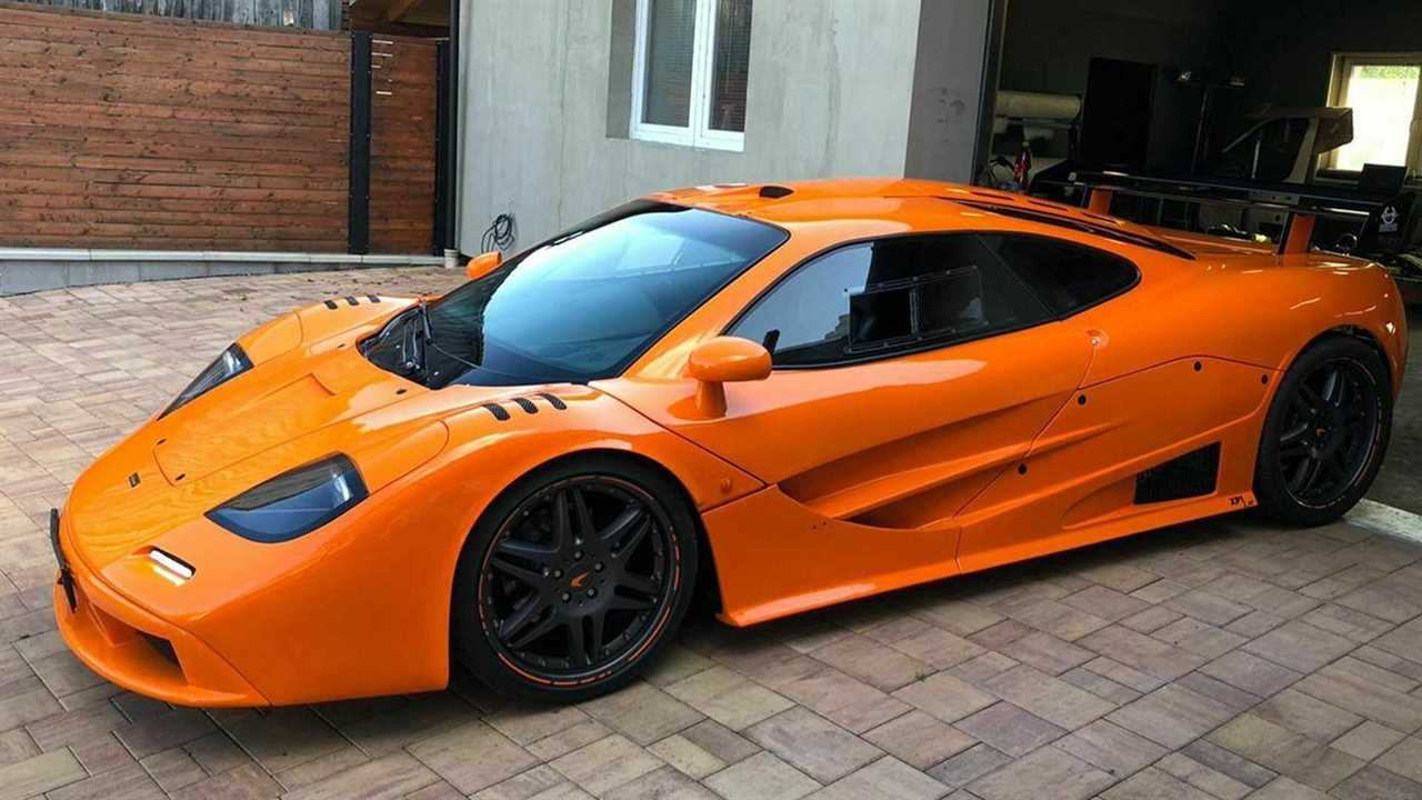 https://cdn.motor1.com/images/mgl/4yZ0Y/s6/mclaren-f1-replica-for-sale-exterior.jpg