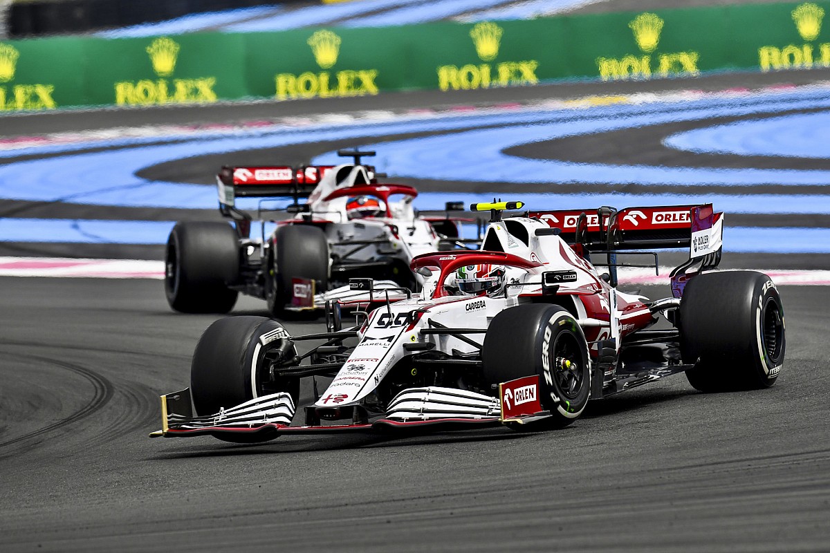 Alfa Romeo could replace both Raikkonen and Giovinazzi in F1 for 2022