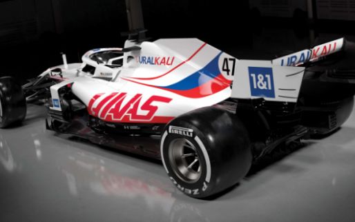 The Internet is discussing the "Russian paintwork" of the American Haas F1 car