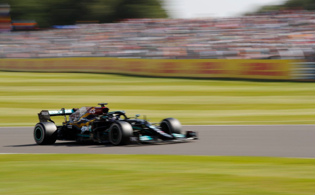 British F1 GP Report: Drama all around as Hamilton wins with Verstappen after crash controversy