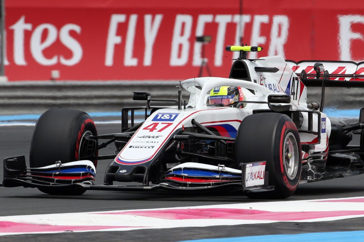 WATCH: Mick Schumacher fulfills the heart’s desire of his racing engineer at Silverstone