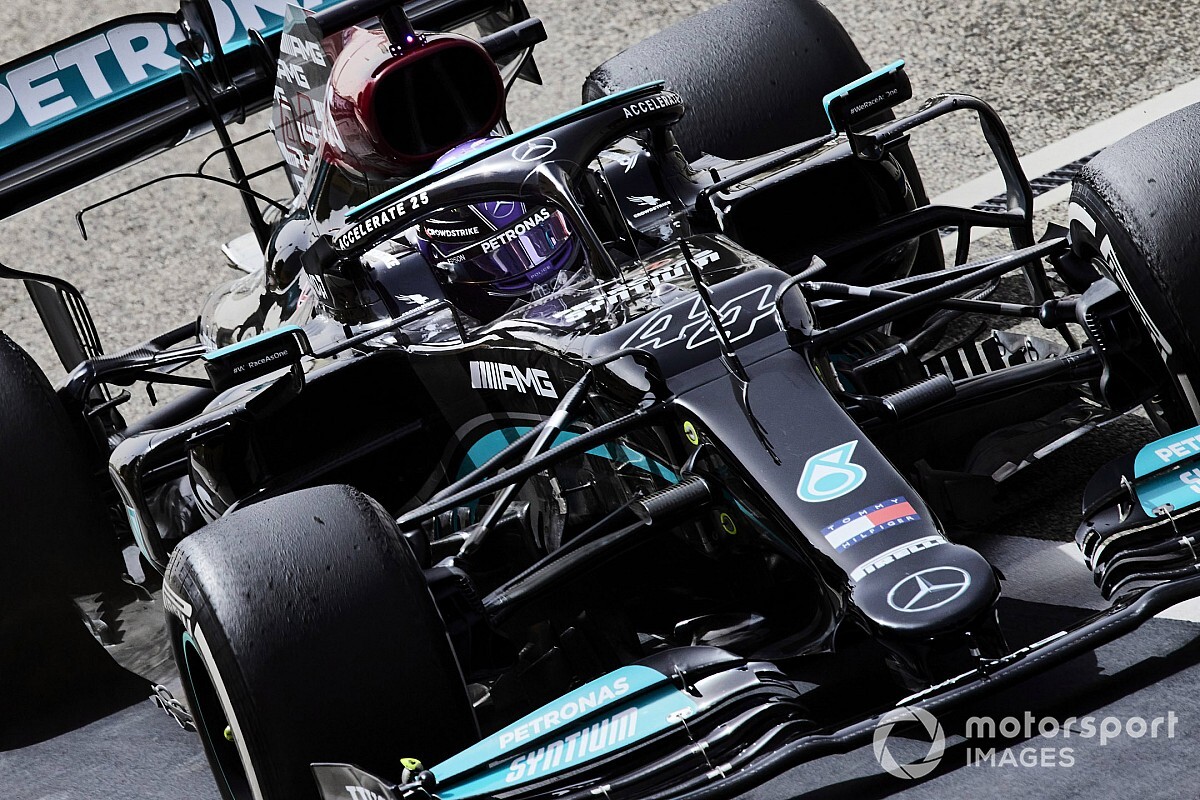 Is Mercedes in trouble or is it part of a plan?