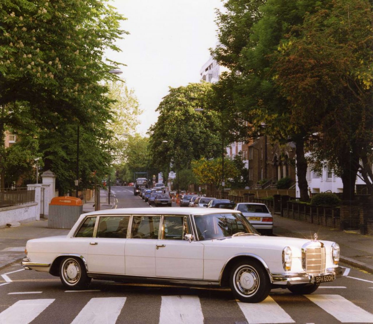 George Harrison's Mercedes-Benz 600 Limo on Abbey Road 