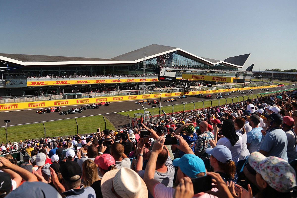 The successes and warning signs from F1&rsquo;s first sprint race